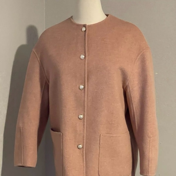 Blush Pink Textured Blazer with Contrast Trim - Picture 2 of 5